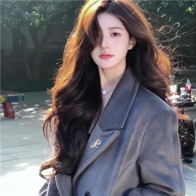 空房间里的妻子